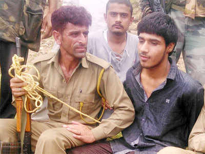 Mohammad Naved Yakub, three other terrorists were seen off by top LeT men at LoC