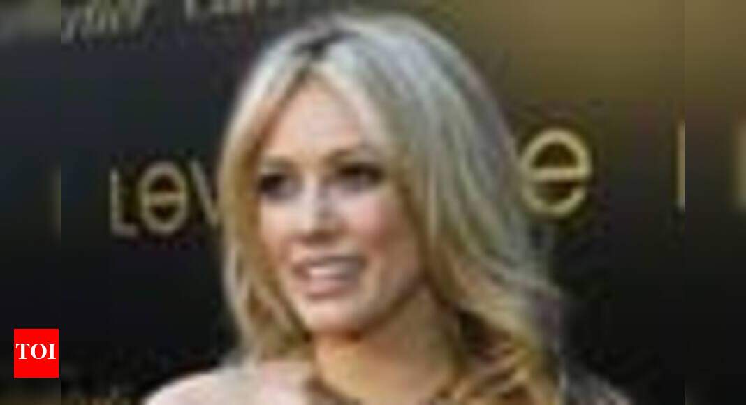 Hilary Duff to play fashion scribe English Movie News Times of India