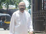 Govind Nihalani during the funeral of music composer