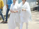 Vijayata Pandit and Ayesha Jhulka during the funeral of music composer Aadesh Shrivastava