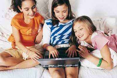 ‘Sex, videos and games hot with kids online’