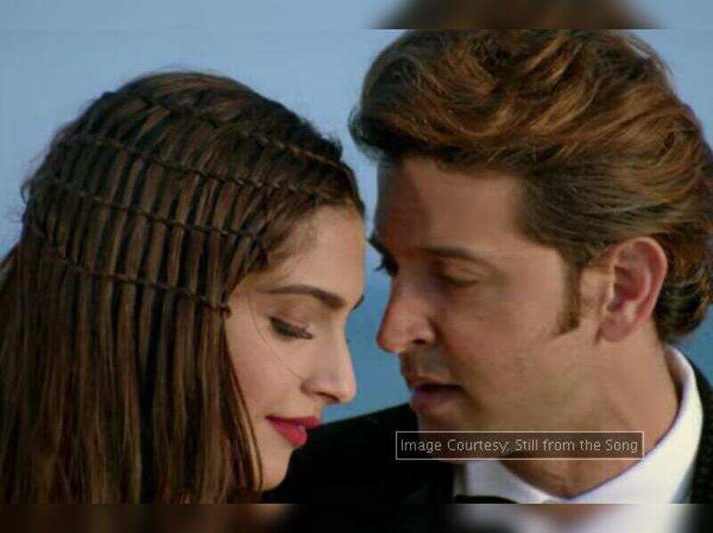 Hrithik, Sonam's 'Dheere Dheere' crosses 20 million views | Hindi Movie News - Times of India Hrithik, Sonam's 'Dheere Dheere' crosses 20 million views | Hindi Movie News - Times of India