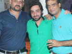 Praneet Bhat poses with his friends