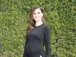 Actress Shiri Appleby, who is pregnant