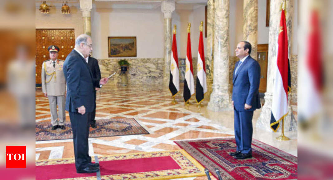 Egypt's president swears in new government - Times of India