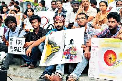 Bangalore joins Pune's FTII protest