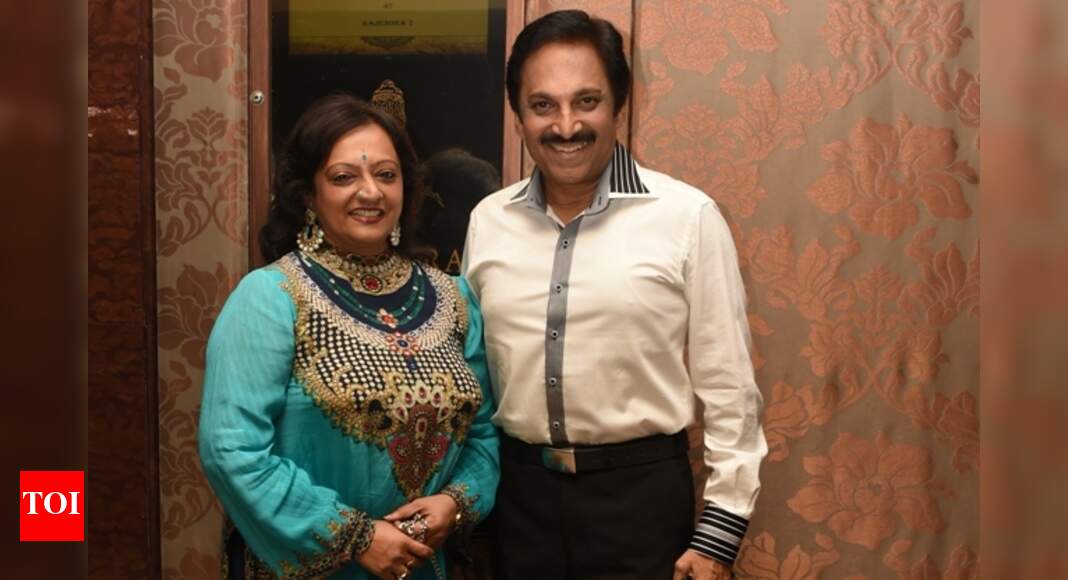 Lakshmi and Ravichander enjoyed Aamir Raza Husain’s play, A Lion In ...