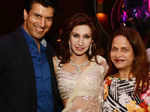 Designer Kimmi Tej flanked by Rishi and Ramola Bachchan