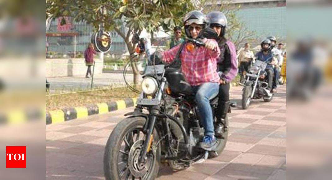 two wheeler helmet lock