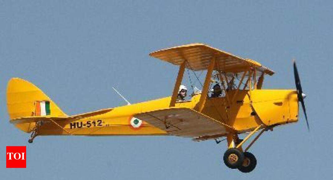 Vintage Pushpak aircraft reaches Sanganer airport - Times of India