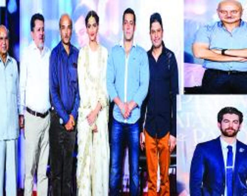
Salman-Sooraj's bond continues with 'Prem Ratan Dhan Payo'
