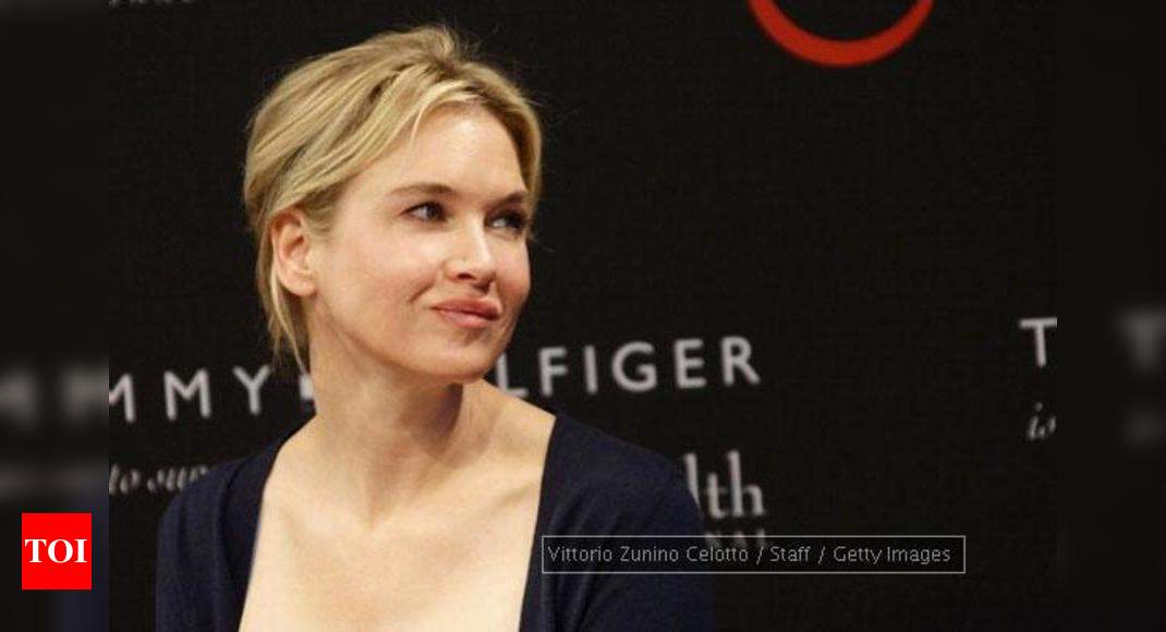 Renee Zellweger Renee Zellweger Goes Digital Ditches Diary For Notebook English Movie News Times Of India