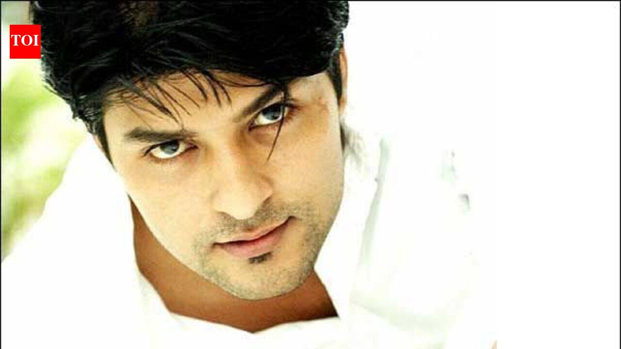 Anas Rashid Sings Title Track