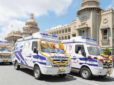 Give way for ambulances or lose licence: Siddramaiah