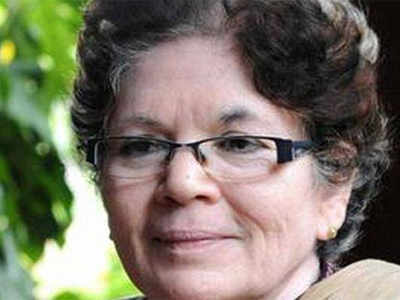 Sarah Joseph returns Sahitya Akademi award