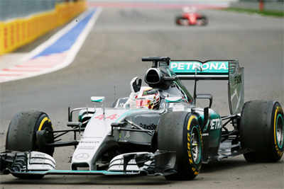 Mercedes win second successive F1 constructors' title