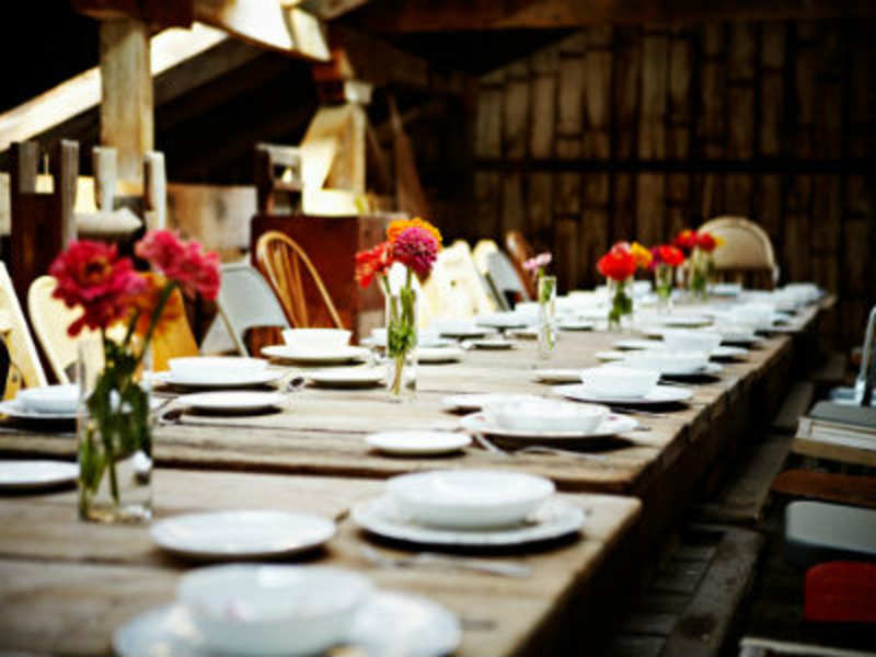 How to set your dining table for guests - Times of India