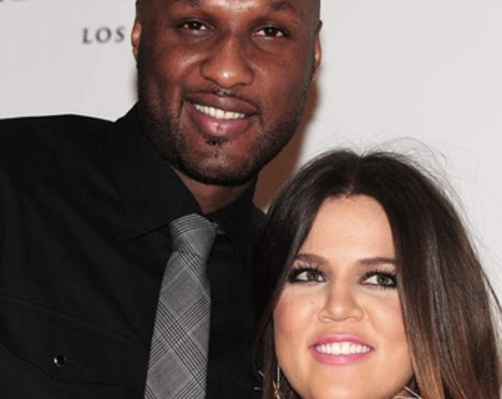 
Lamar Odom out of coma, briefly speaks to estranged wife Khloe Kardashian
