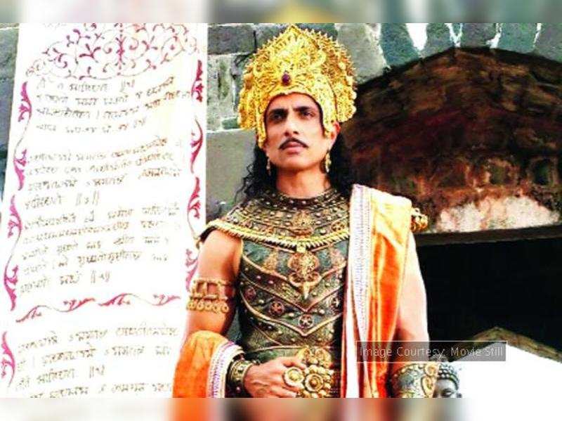 Sonu Sood plays King Harshavardhan | Hindi Movie News - Times of India