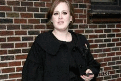 Adele's new single 'Hello' arrives online