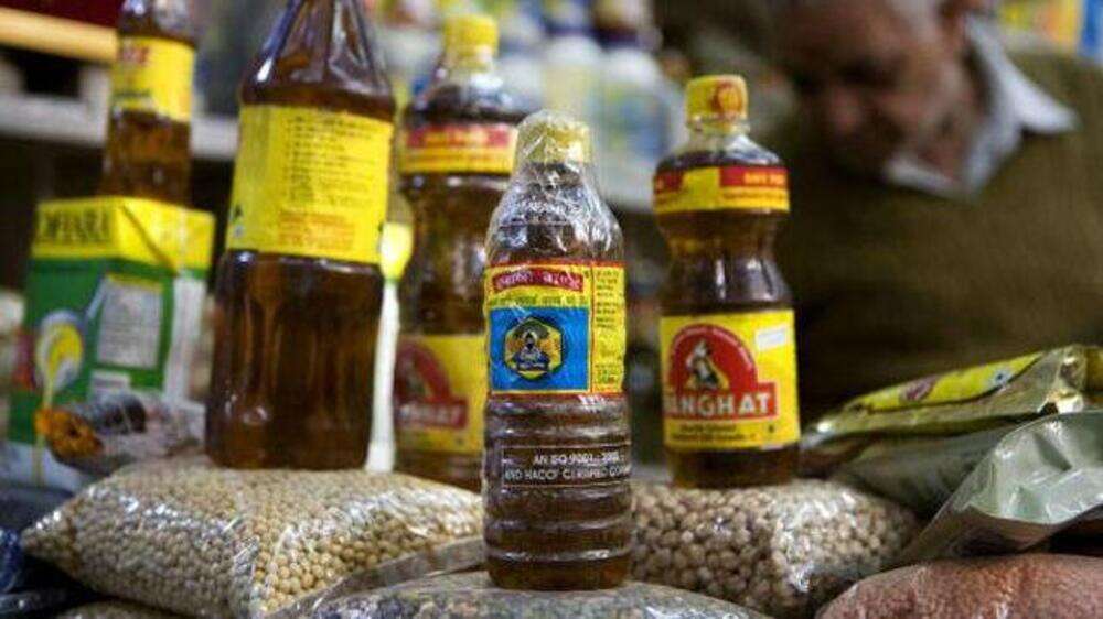 Mustard oil price zooms 30 in Delhi, low palm oil prices bring relief
