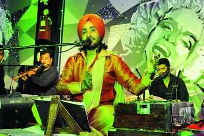 Satinder Sartaaj performs at World Art Dining in Delhi