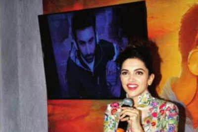 Ranbir Kapoor crossed continents to be with Deepika