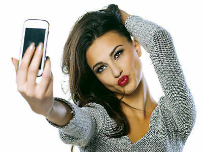 Tips and tricks on how to take the perfect selfie