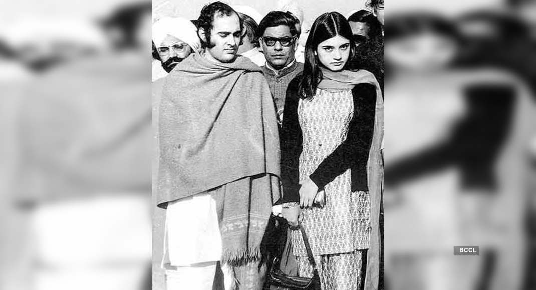 Sanjay Gandhi Sanjay Gandhi Died In An Air Crash On June 23 1980 Near