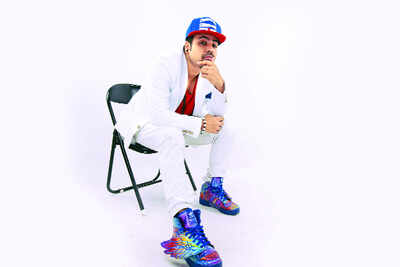 DJ SA: Due to serious lack of creativity, I have just put initials of ...