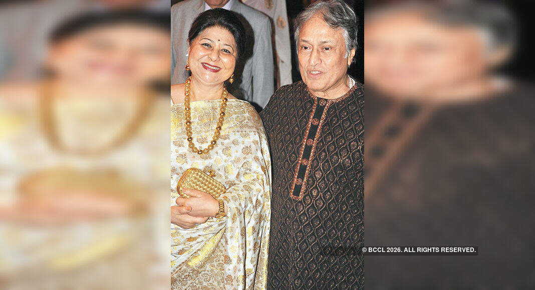 Amjad Ali Khan and wife Subhalakshmi during the reception ceremony in
