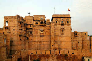 10 reasons why you should visit the desert city of Jaisalmer