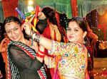 Manya Club hosts Dandiya night