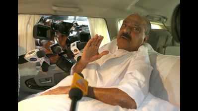 Pressure mounts on Kerala finance minister to quit