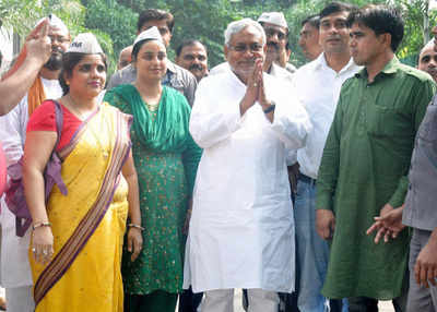Bihar election: Officials inspect Gandhi Maidan, gear up for oath ceremony