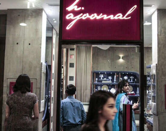 From mill to mall in Mumbai