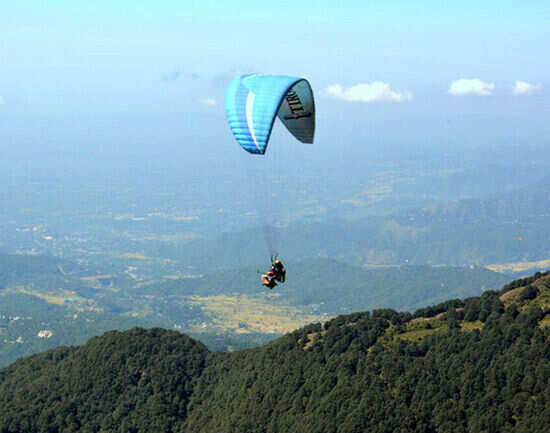 Paragliding at Bir-Billing