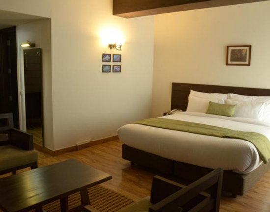 Woodsmoke Resort and Spa