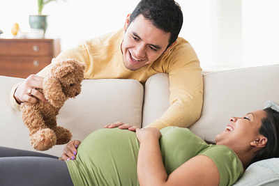 Five stages of pregnancy and birth for a father