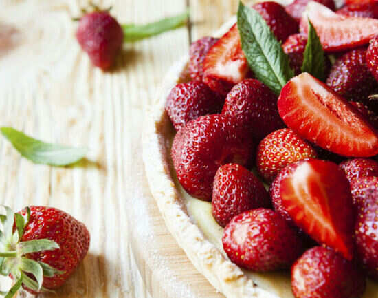 Fruit-picking vacations across India