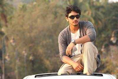 Dad doesn't have a heart problem: Gautham Karthik