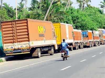 Govt to fix lifespan of commercial vehicles