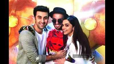 Ranveer Singh, Ranbir Kapoor, party apart!