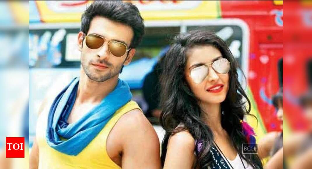 Censor Board certifies trailer as ‘A’ due to the word ‘Bed’ Hindi