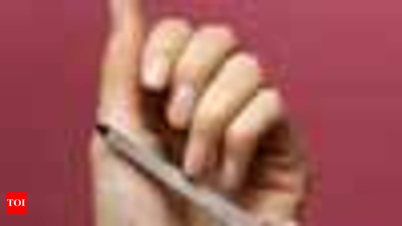 Nail Care Tips: Truth bombs about nail extensions and nail salons - Times  of India | - Times of India