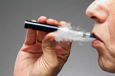 E-cigarettes contain chemical linked to ‘Popcorn Lung’