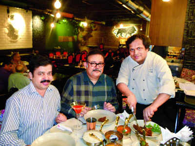 Restaurant Review: Cafe Haqq Se