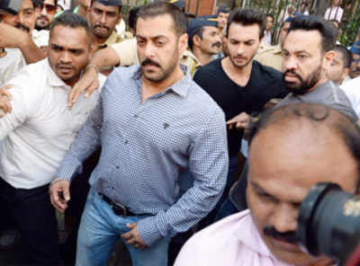 Salman Khan acquitted in hit-and-run case, breaks down in court after hearing verdict