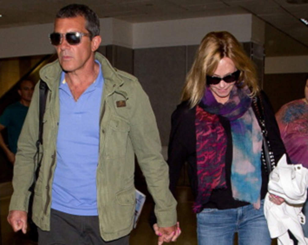 
Melanie Griffith, Antonio Banderas officially divorced
