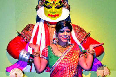 Chandani Arora hosts Chennai Express theme party in Kanpur